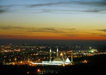 Islamabad Faisal at Night